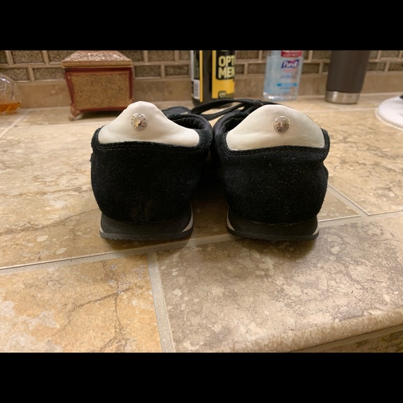 Michael Kors Tennis Shoe 7.5M - Picture 3 of 6